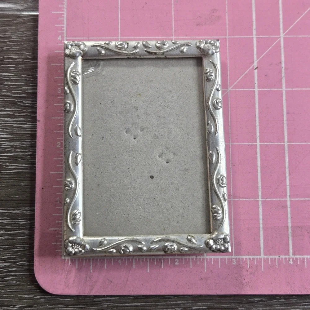 Elsa L Floral Vine Silver Tone 3.5x3 Miniature Desktop Picture Photo Frame